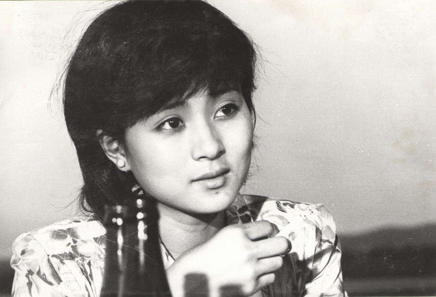 The Rose That Swallowed Thorn