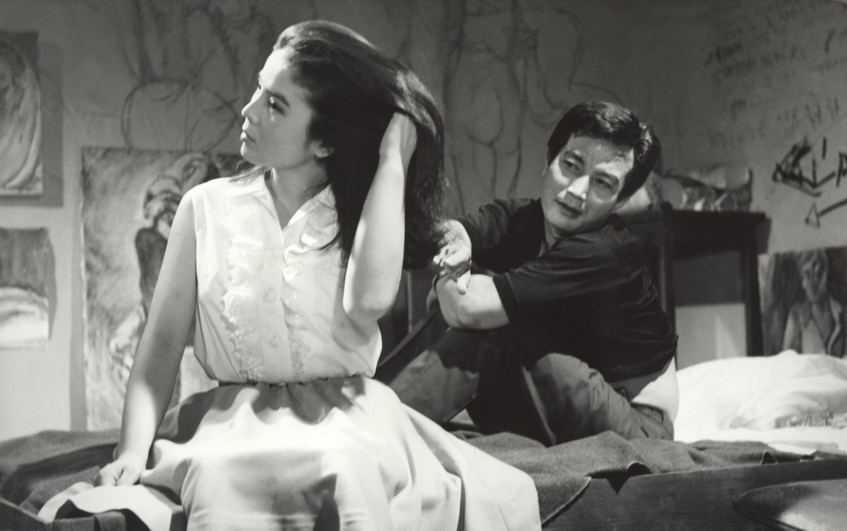 The General′s Mustache