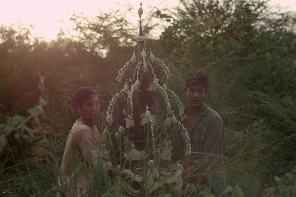 Malila: The Farewell Flower