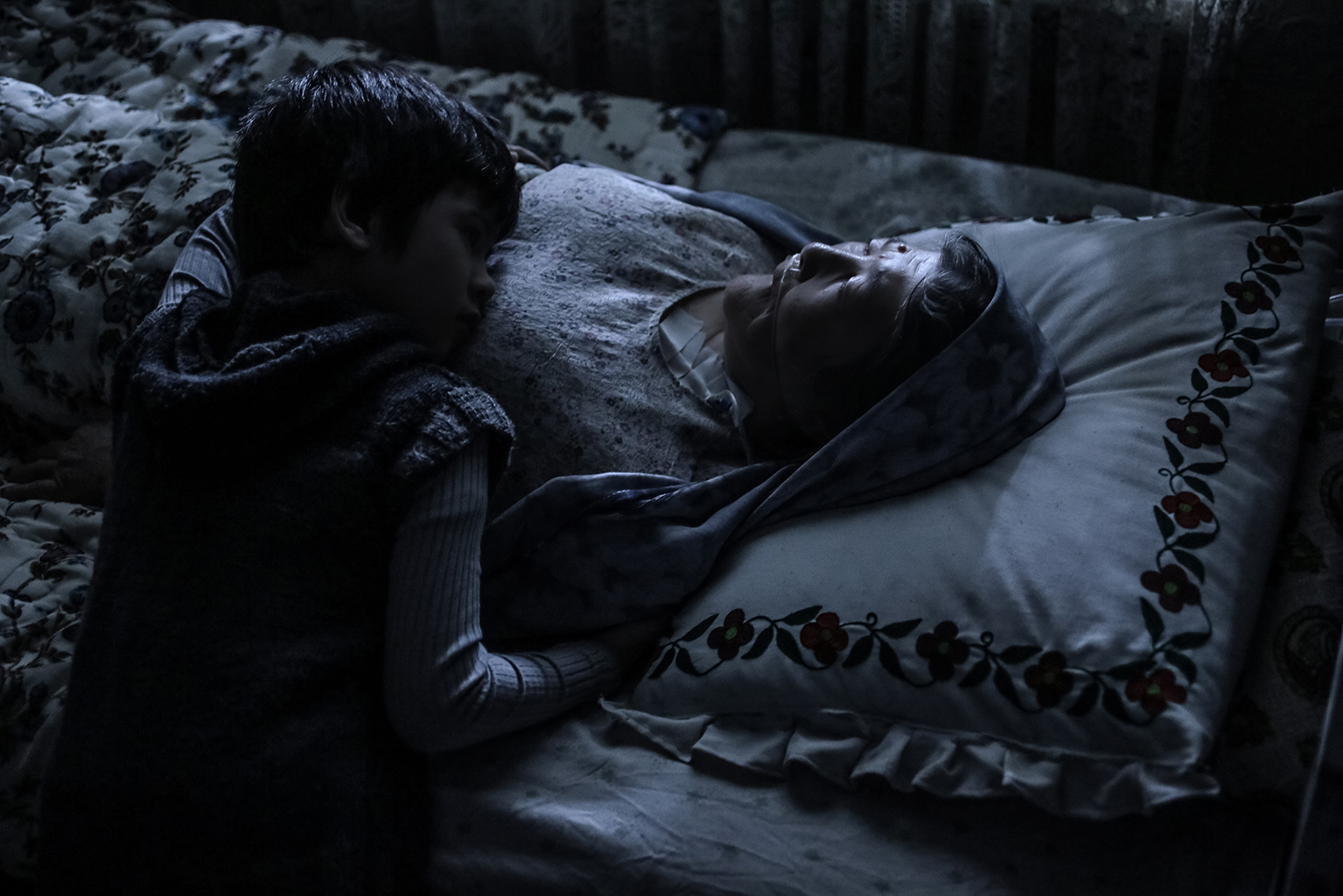 Rona, Azim′s Mother