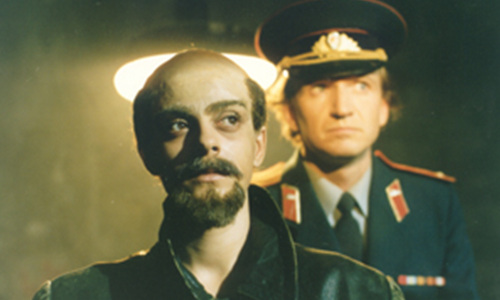 Gorilla Bathes at Noon