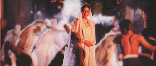 Meenaxi : Tale of 3 Cities