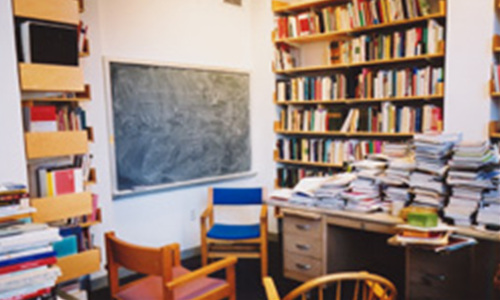 Power and Terror: Noam Chomsky in Our Times